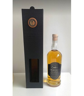 Kartonik do wina, whisky z otworem na Wielokorek Iras Bo - z logo