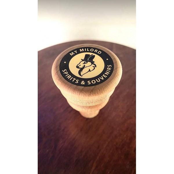 Wielokorek - logo elegancki laminat